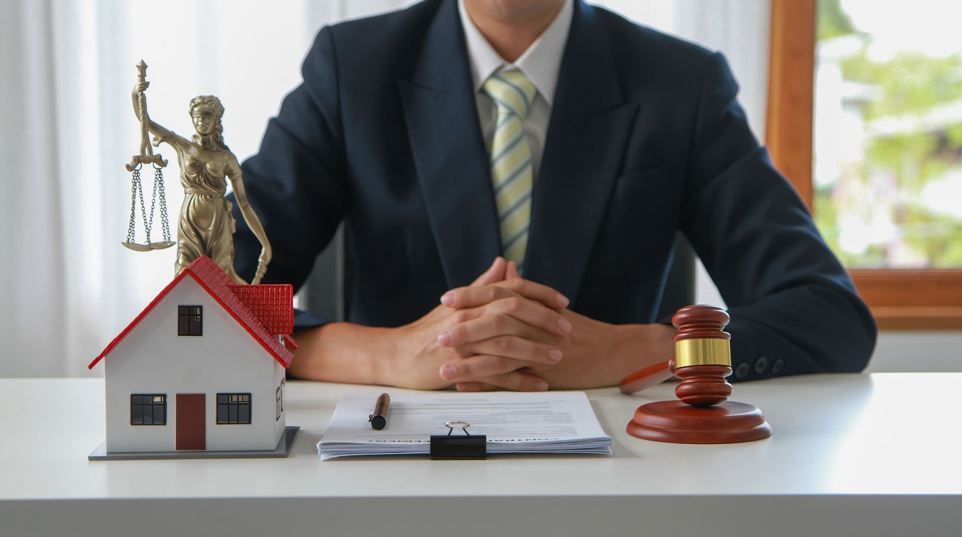 Direito, Advogado, Convênio, Contrato, Advogado, Assessoria em questões de litígio e assinatura de contratos como advogado para receber reclamações de hipotecas de imóveis e terrenos dos clientes. advogado conceito